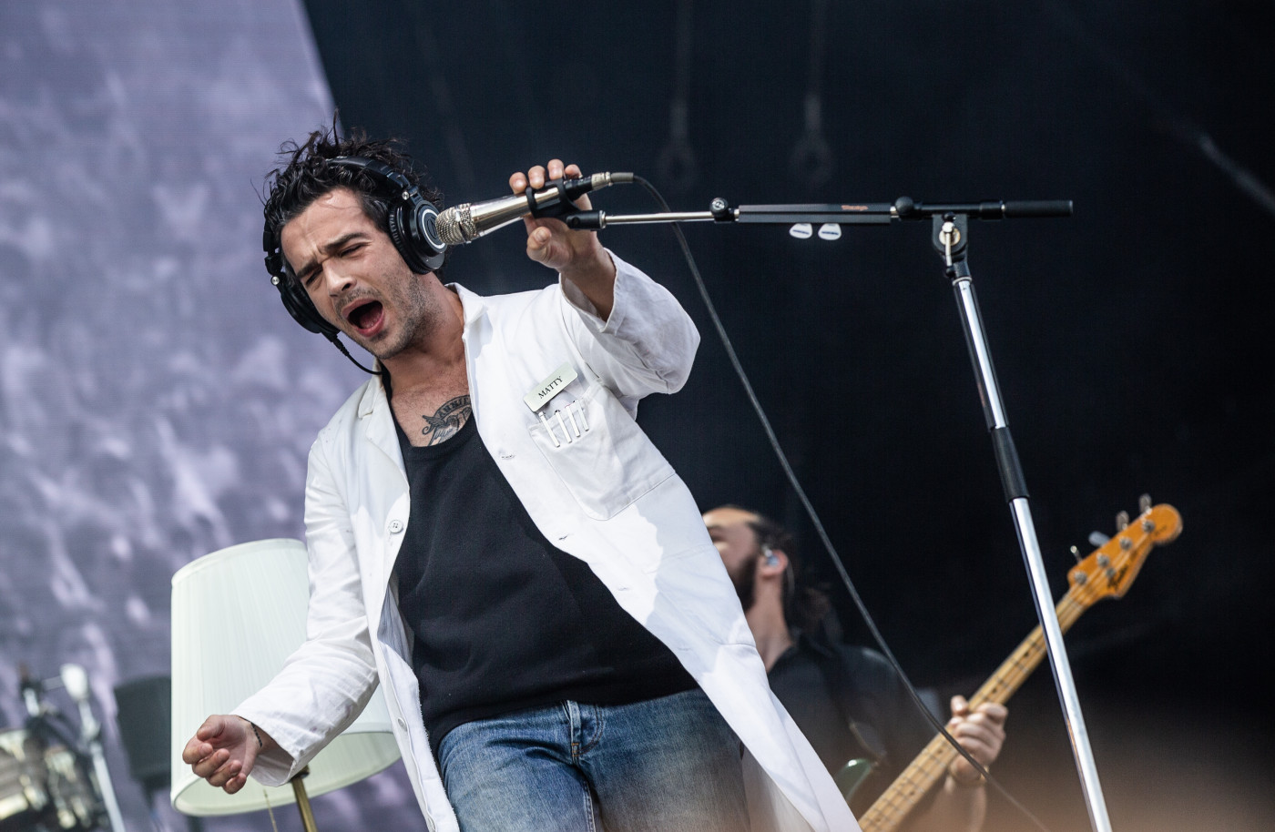 Matt Healy took time out from his spat with Noel Gallagher to perform with The 1975. 