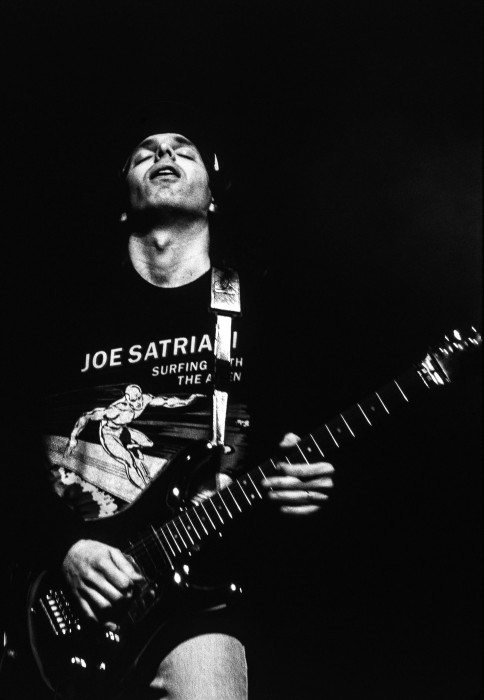 Joe Satriani - Beacon Theater, NYC, March 2, 1994