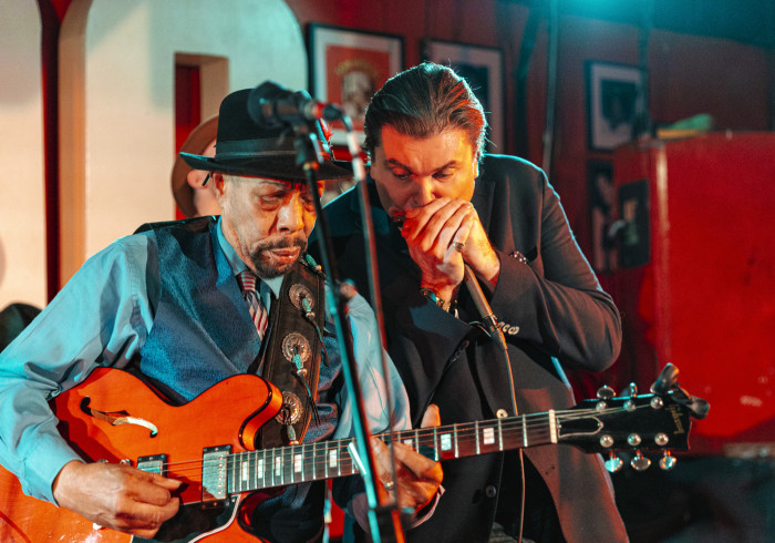 John Primer and Giles Robson playing some Chicago Blues