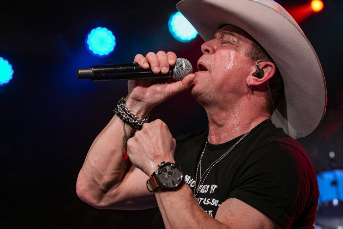 Aaron Pritchett Takes his Show to Canada's Longest Runing Country Bar